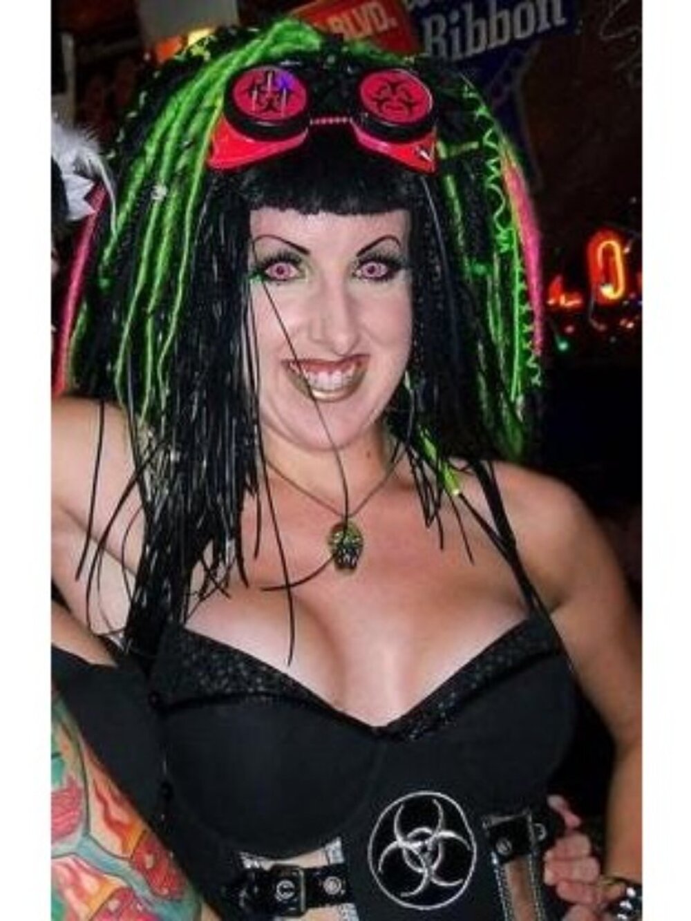 Single Green & Black Dread Falls rexlace tubing beads hair extensions dreads - Picture 8 of 16